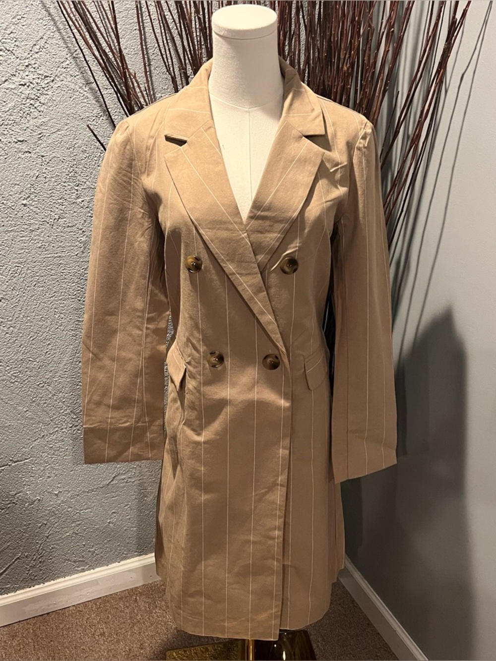 🌼NWT PRIMA BEIGE PINSTRIPED LIGHT WEIGHT TRENCH COAT/BLAZER🌼